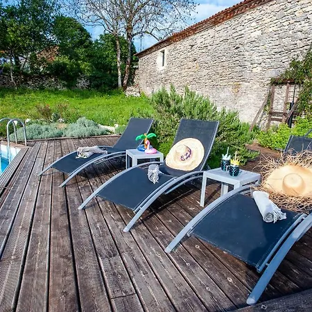 Οργανωμένο κάμπινγκ Noct Enbulle